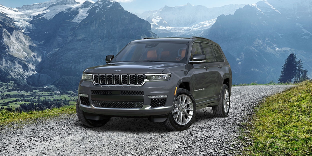 2025 Black Jeep Grand Cherokee