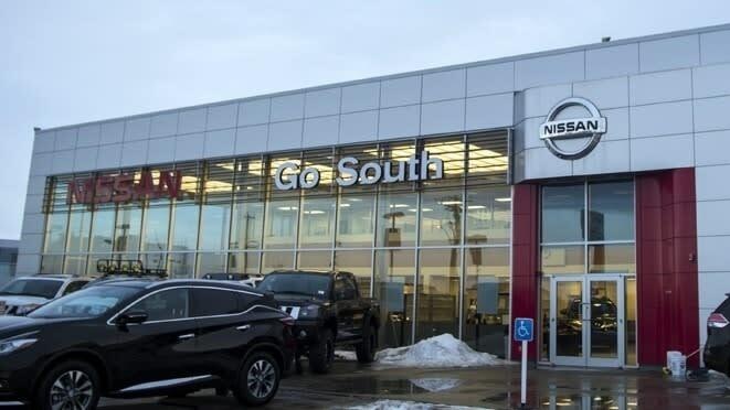 Photo of the outside of the Go Nissan South dealership