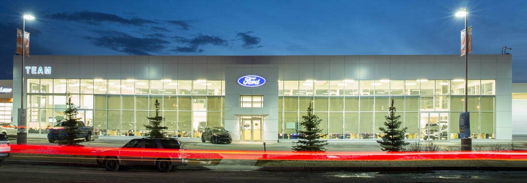 Photo of the outside of the Team Ford dealership