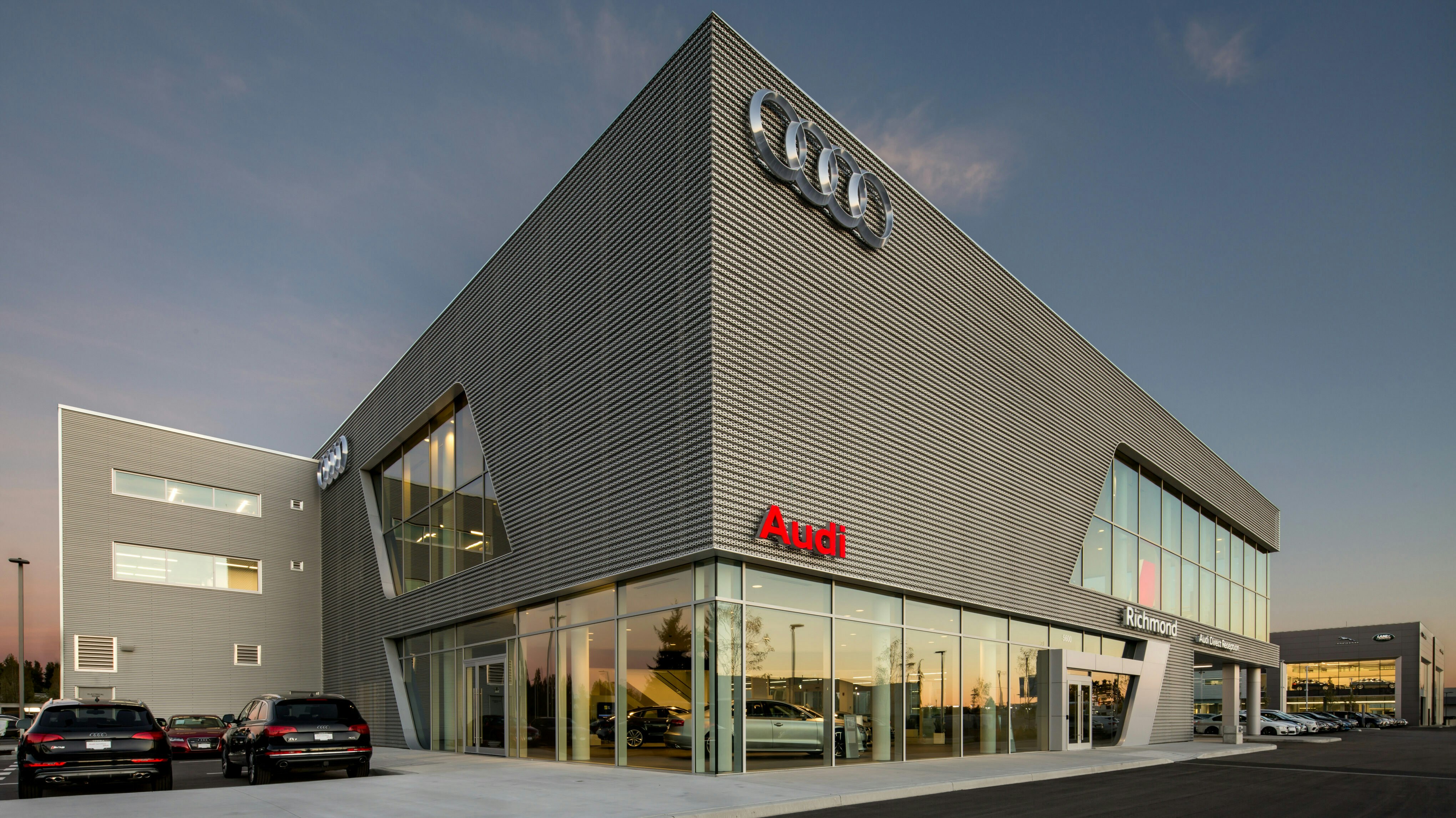 Photo of the outside of the Audi Richmond dealership