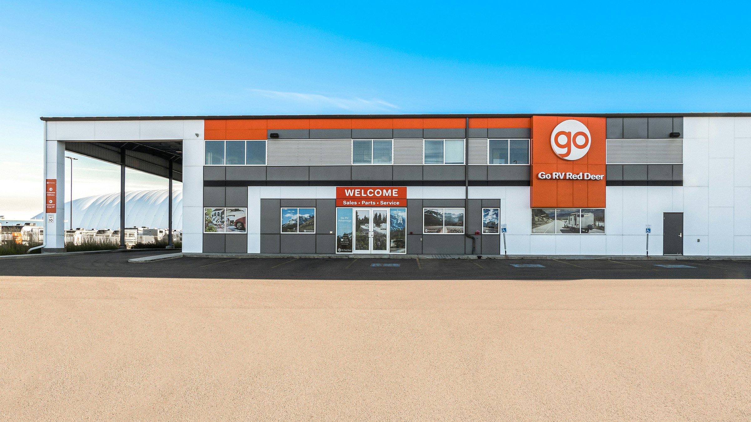 Photo of the outside of the Go RV Red Deer dealership