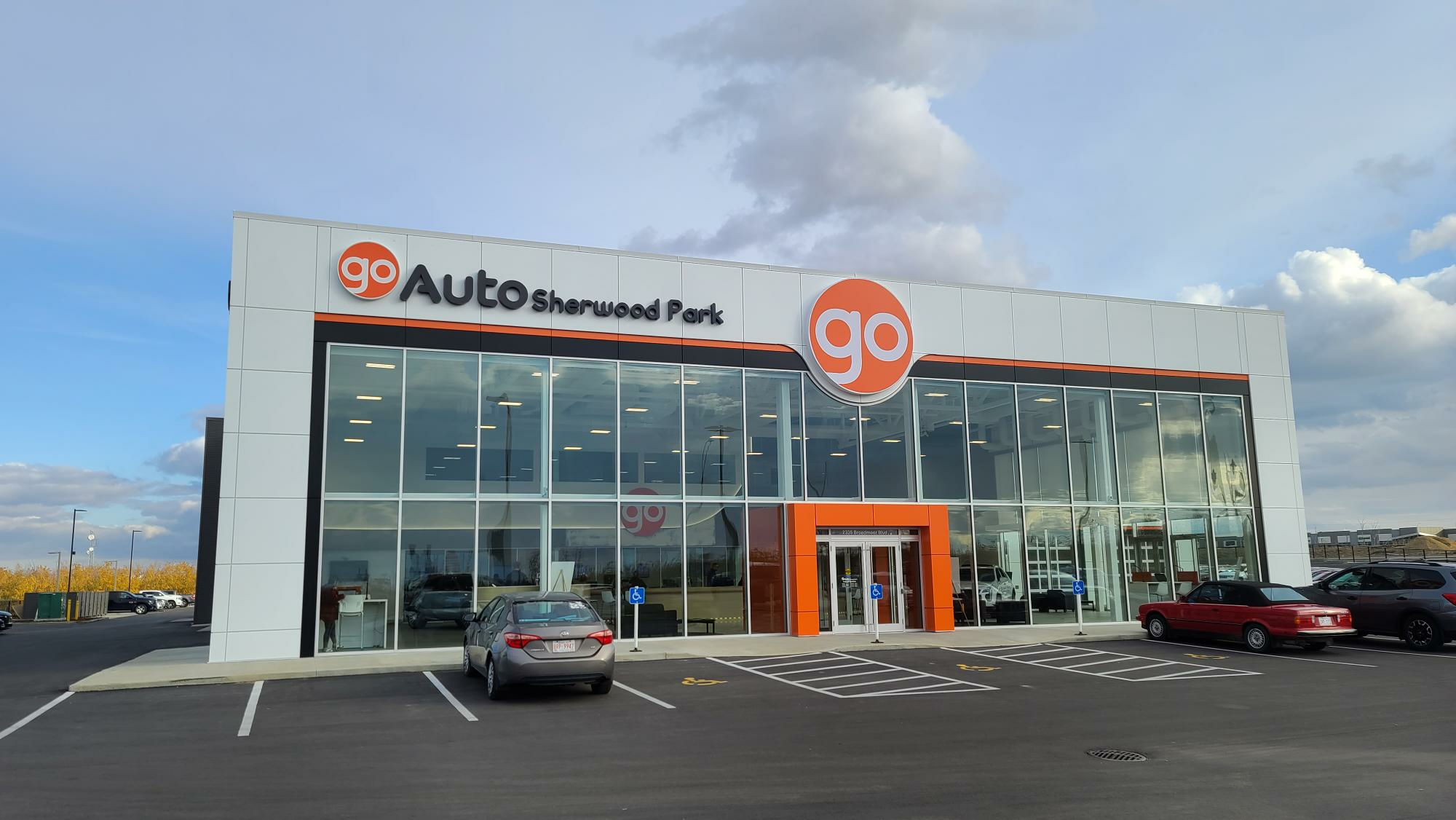 Photo of the outside of the Go Auto Sherwood Park dealership