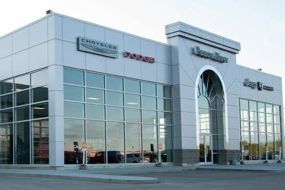 Photo of the outside of the Peace River Chrysler dealership