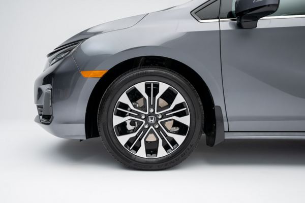 Front driver wheel on the 2026 Honda Odyssey Touring