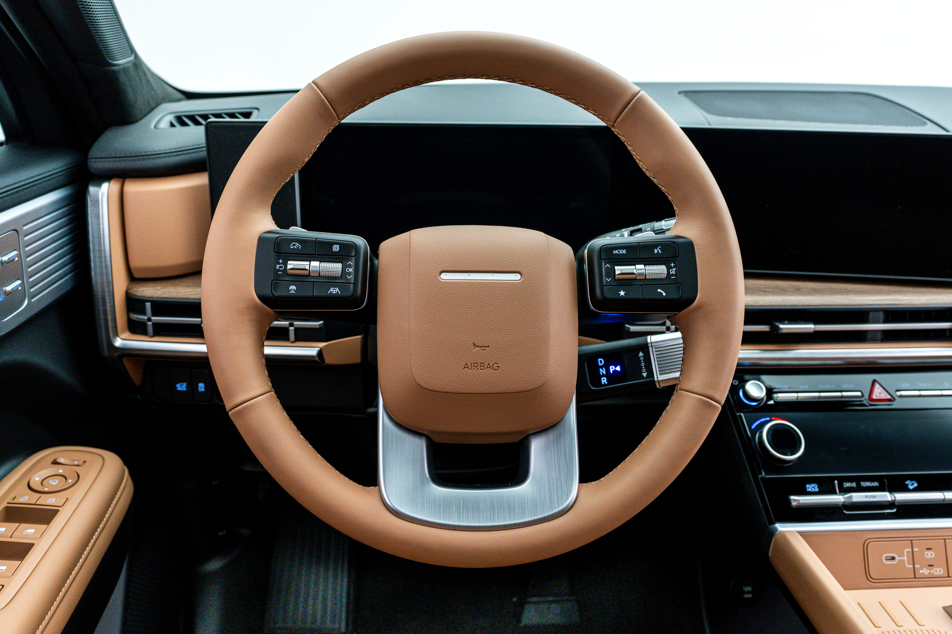 Steering wheel view in the 2026 Hyundai Santa Fe Hybrid