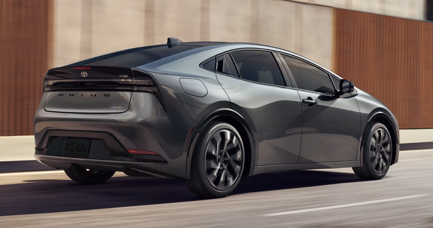 Toyota on the Trail - 2026 Prius Plug-In Hybrid exterior back