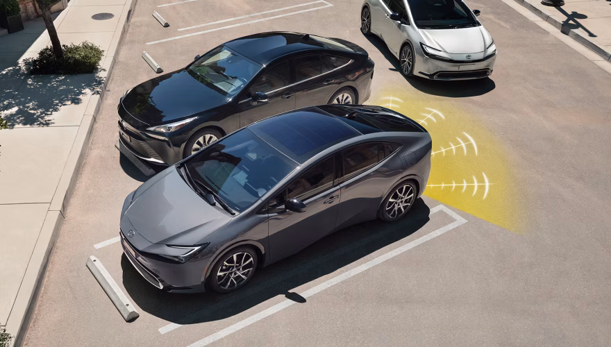 Toyota on the Trail - 2026 Prius Plug-In Hybrid safety graphic advanced park