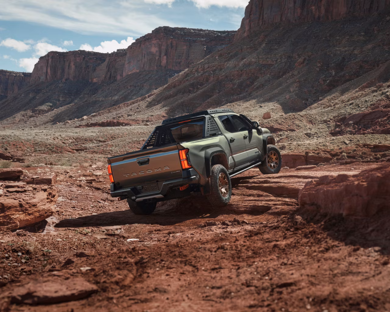 Toyota 2026 Tacoma Trailhunter Bronze Oxide