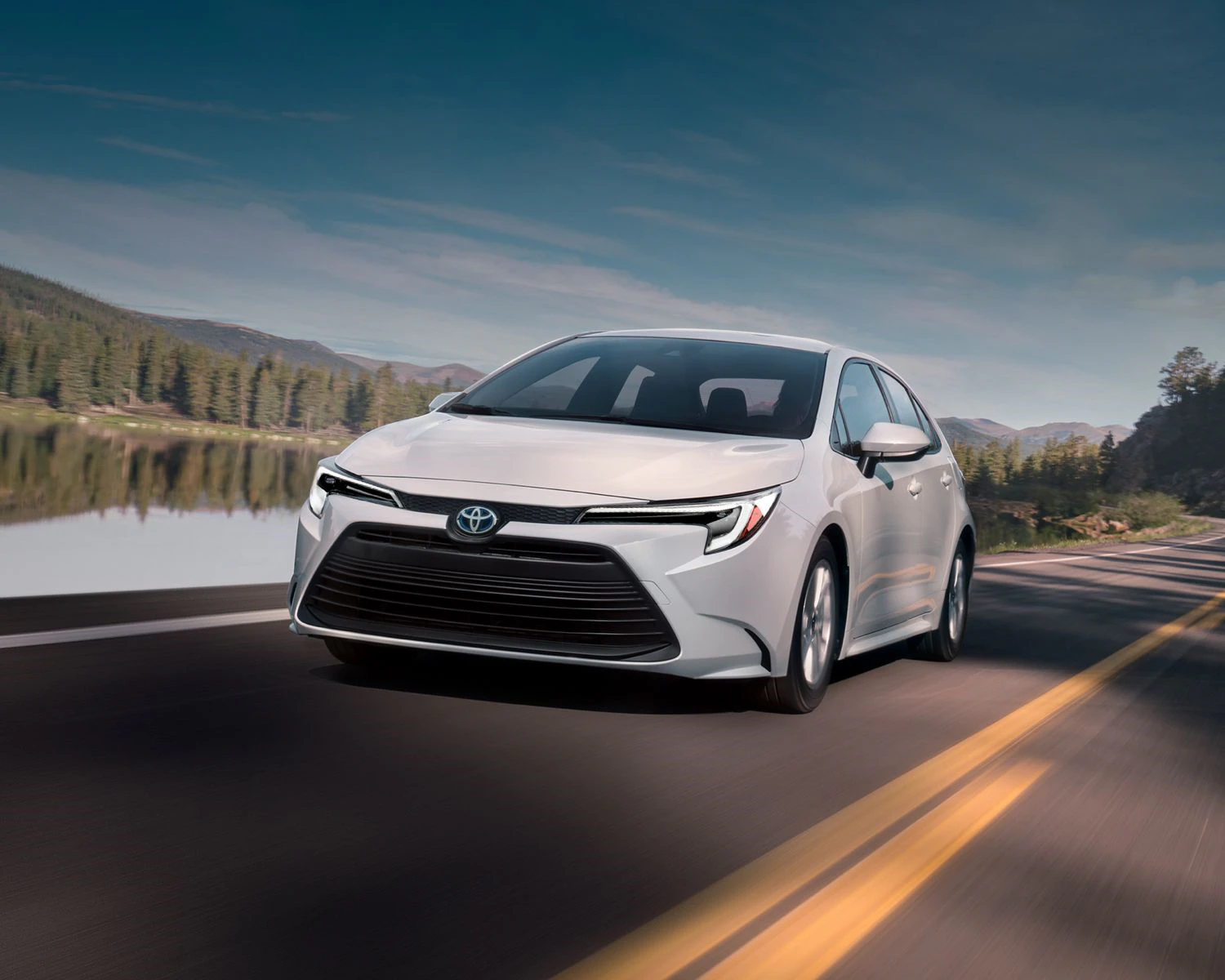 Toyota 2023 Corolla Hybrid