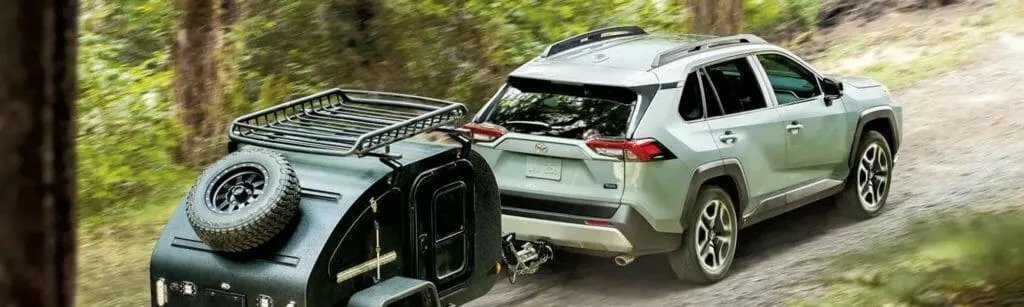 Toyota RAV4 hybrid pulling cargo
